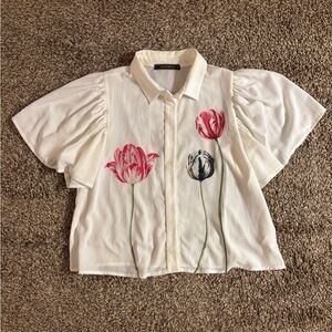 Floral Top with Puffy Sleeves